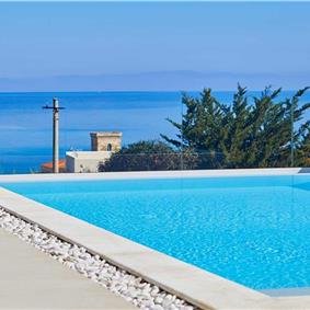 3 bedroom villa with pool & sea views, Alcamo Marina, sleeps 6-7